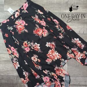 Torrid Split Bottom Pull On Skirt Size L